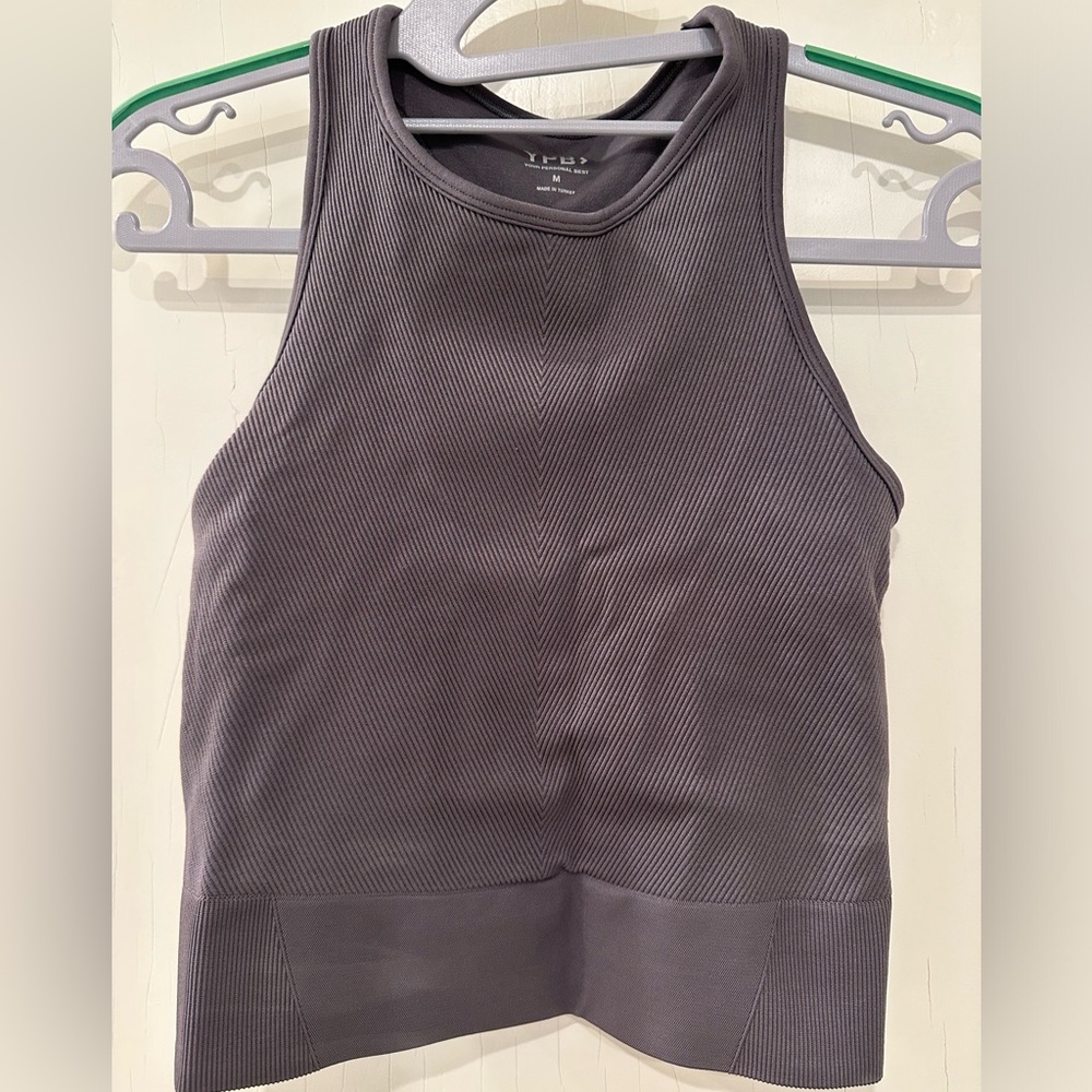 NWT Abercrombie YPB workout top